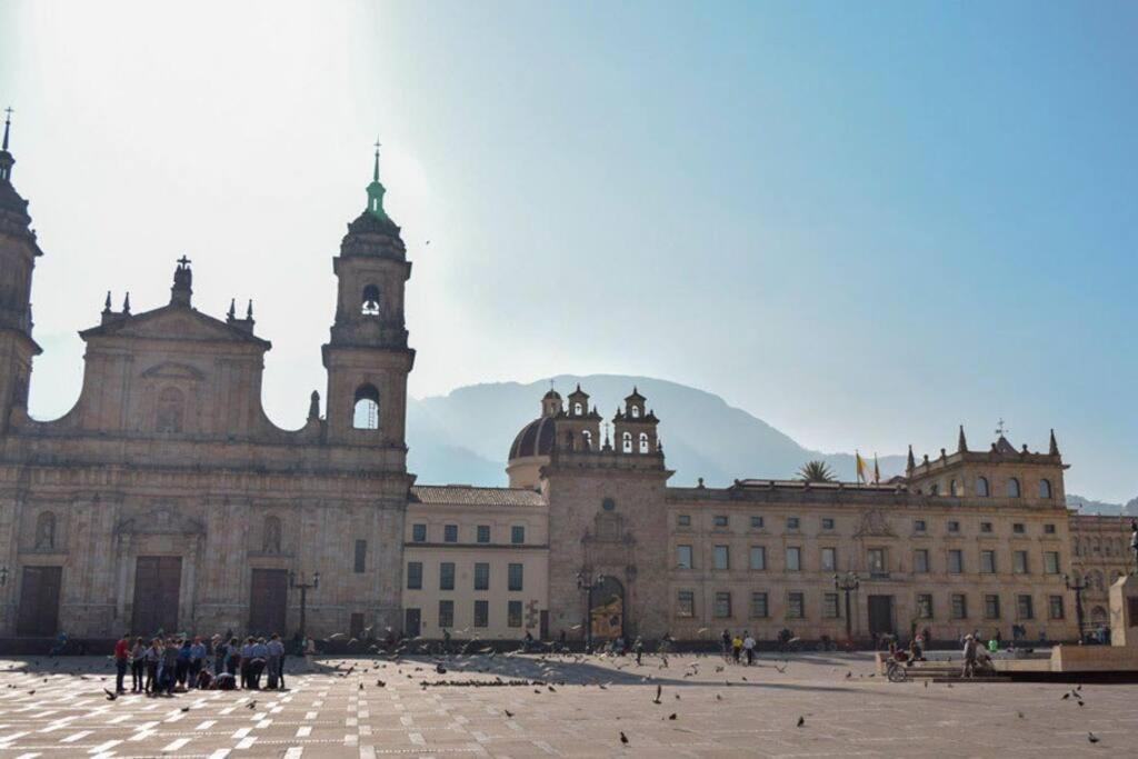 Grandioso Apartaestudio La Candelaria Богота Экстерьер фото
